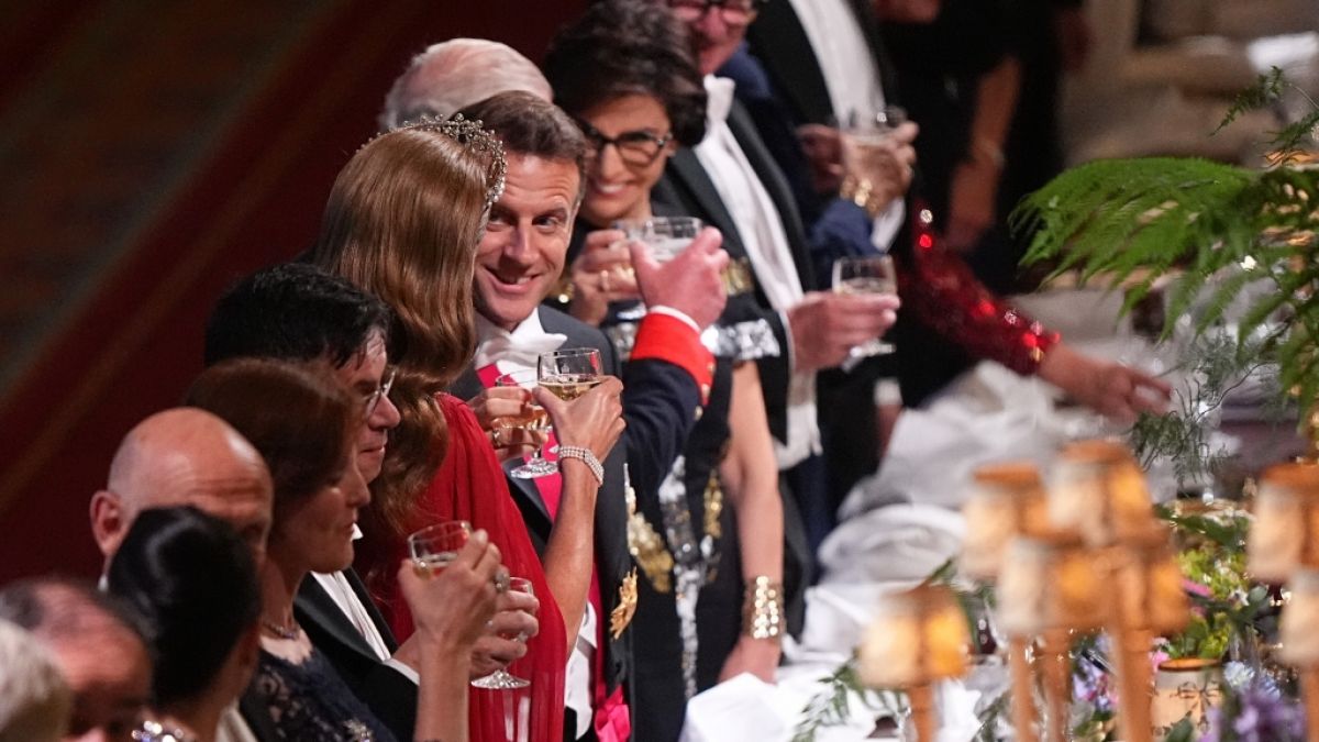 Emmanuel Macron und Prinzessin Kate amüsierten sich beim Staatsbankett augenscheinlich prächtig. (Foto)