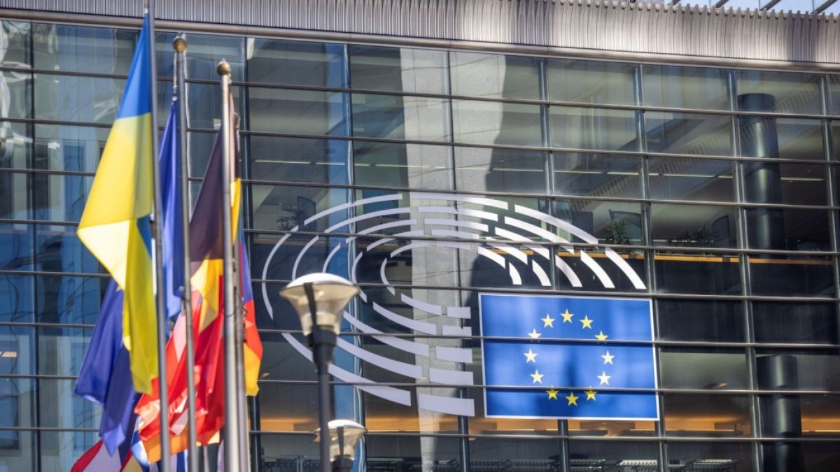 Ein CDU-Mitglied (24) wurde in der Nähe des EU-Parlaments angegriffen. (Foto)