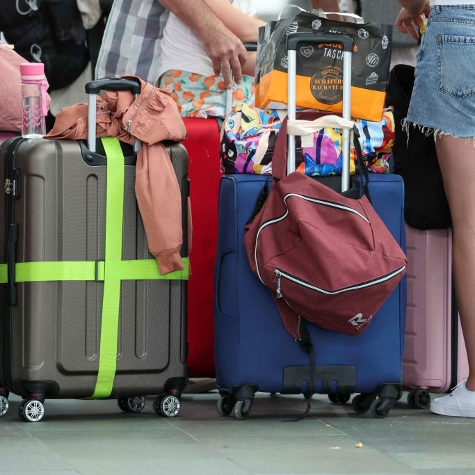 Bei vielen Airlines ist Handgepäck keine Selbstverständlichkeit, wie die Preismodelle zeigen. Bei vielen Airlines ist Handgepäck keine Selbstverständlichkeit, wie die Preismodelle zeigen.
