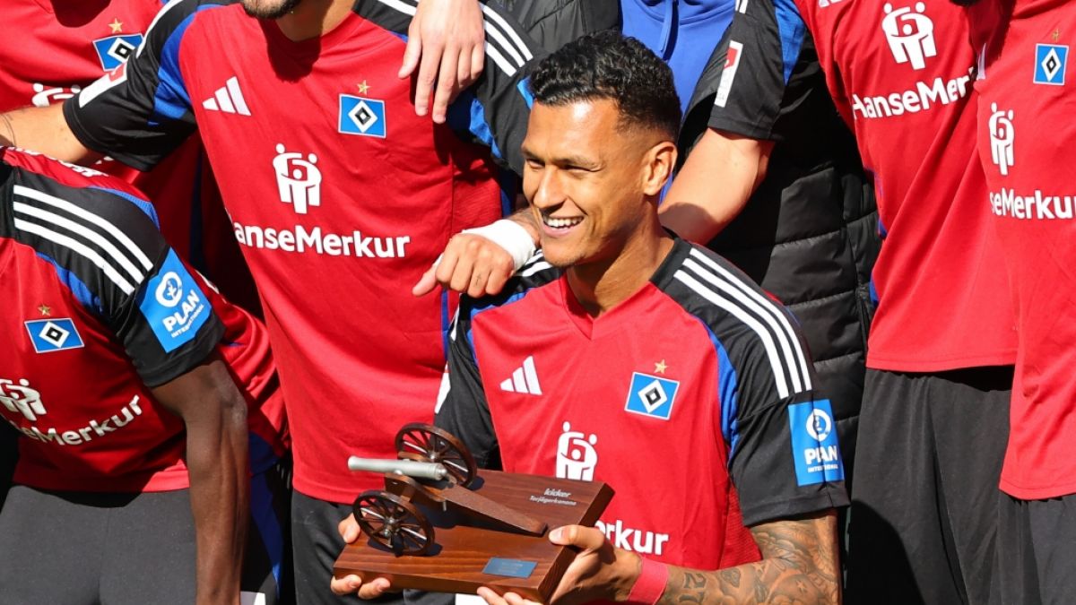 Davie Selke wechselt vom Hamburger SV zu Basaksehir FK aus Istanbul. Davie Selke wechselt vom Hamburger SV zu Basaksehir FK aus Istanbul. (Foto)