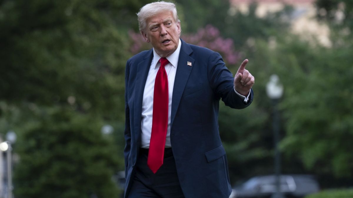 Ein Gouverneur hat mit Donald Trump (Foto) abgerechnet. (Foto)