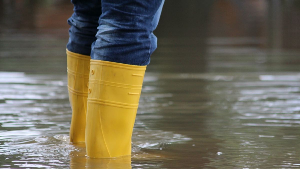 Der Deutsche Wetterdienst warnt vor ergiebigem Dauerregen und möglichen Überflutungen. (Foto)