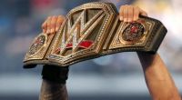 Welcher Superstar kann über WWE-Gold beim Clash in Paris jubeln?