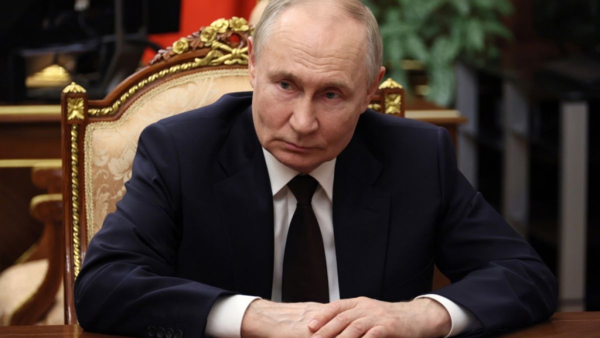 Polens Ministerpräsident Donald Tusk warnt, dass Wladimir Putin schon 2027 für eine Konfrontation mit der Nato bereit sein könnte. (Foto)