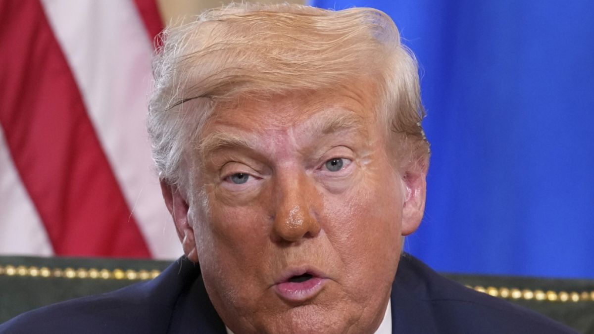 Donald Trump: Comedian Stephen Colbert zieht ihn und Ursula von der Leyen durch den Kakao.  (Foto)