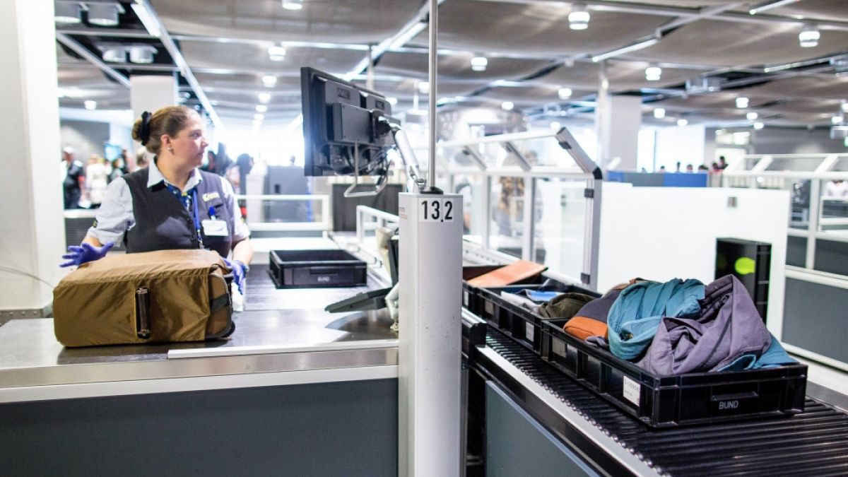 Noch könnte es etwas dauern, bis sich die neuen Regeln an den Flughäfen durchsetzen. (Foto)