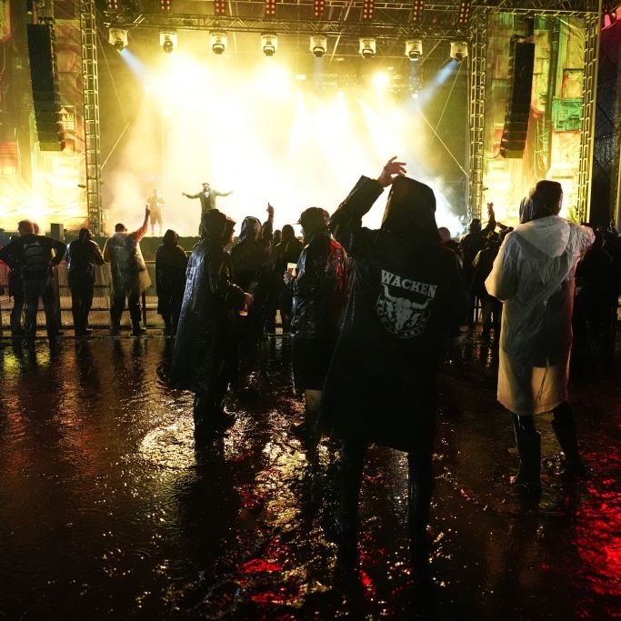 Polizei warnt vor Smartwatch-Chaos auf dem Festival