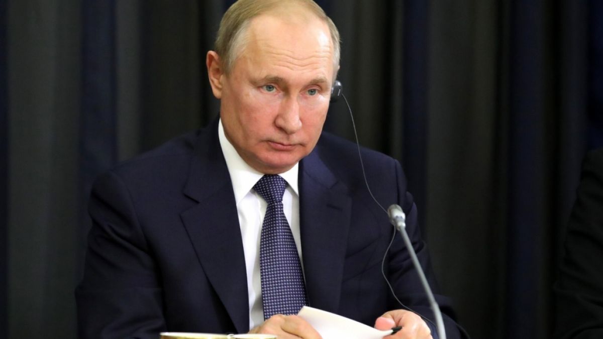 Schmach für Wladimir Putin: Mitten in der Hochsaison ist der Schwarzmeer-Kurort Sotschi von ukrainischen Drohnen unter Beschuss genommen worden. (Foto)