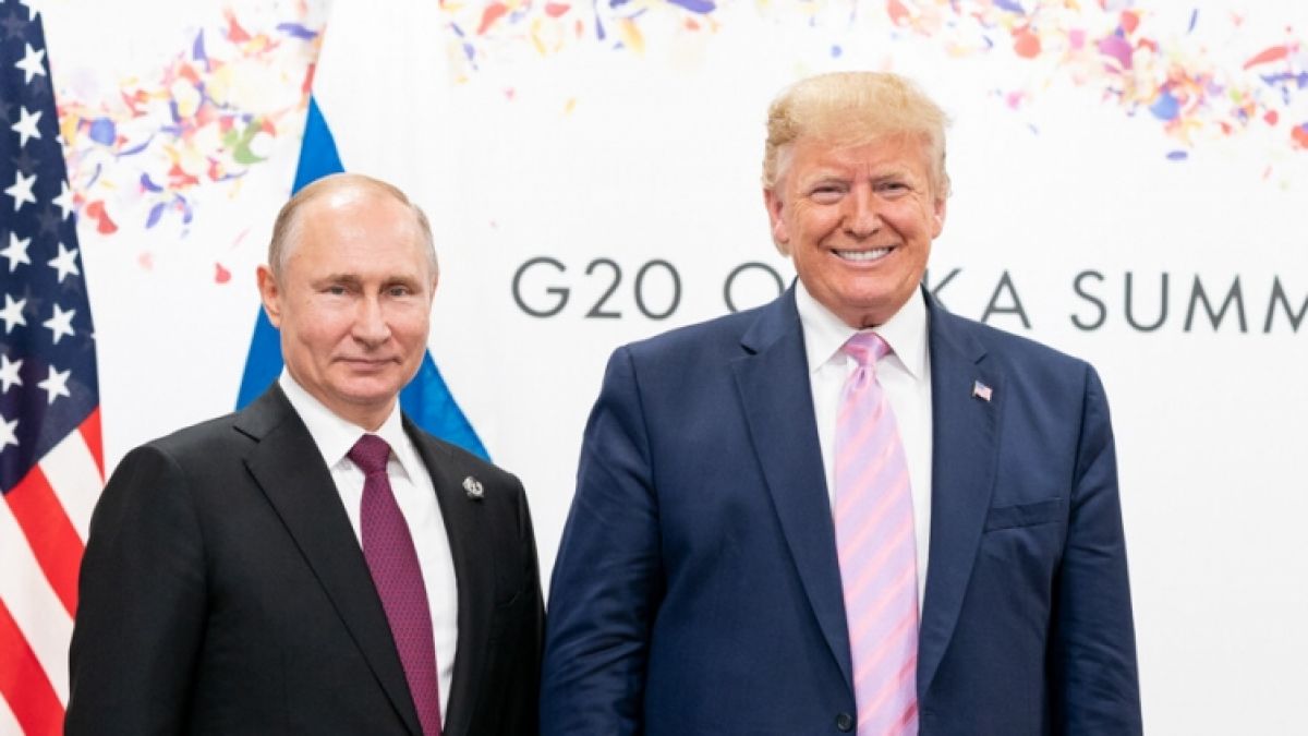 #Donald Trump: US-Vorsitzender droht Putin mit "sehr schwerwiegenden Konsequenzen"