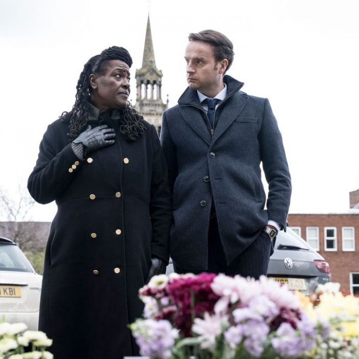 Wiederholung von Episode 2, Staffel 1 online und im TV