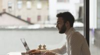Freelancer schätzen ihre Freiheit wert - doch die kommt nicht ohne einen Haken.