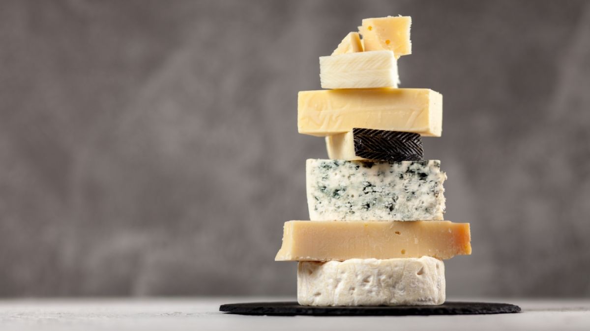 In drei Bundesl&auml;ndern wird aktuell ein mit Listerien verseuchter K&auml;se zur&uuml;ckgerufen. (Symbolfoto) (Foto)