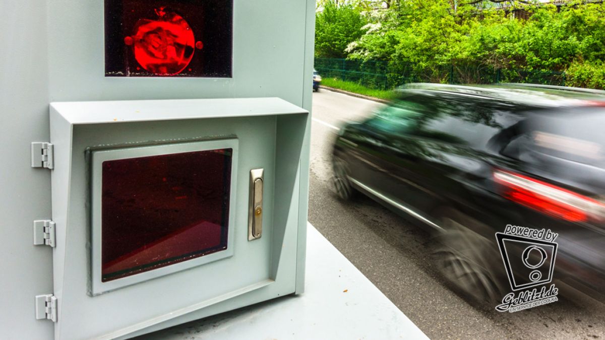 Eine Variante von mobilen oder teilstationären Blitzgeräten ist dieser gut gesicherte Radarkasten. (Symbolbild) (Foto)