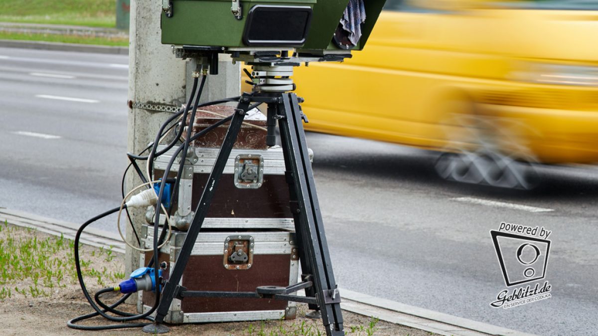 Mobile Blitzgeräte zieren bundesweit das Straßenbild. Bevor es teuer wird, behalten Sie immer Ihren Tacho im Auge. (Symbolbild) (Foto)