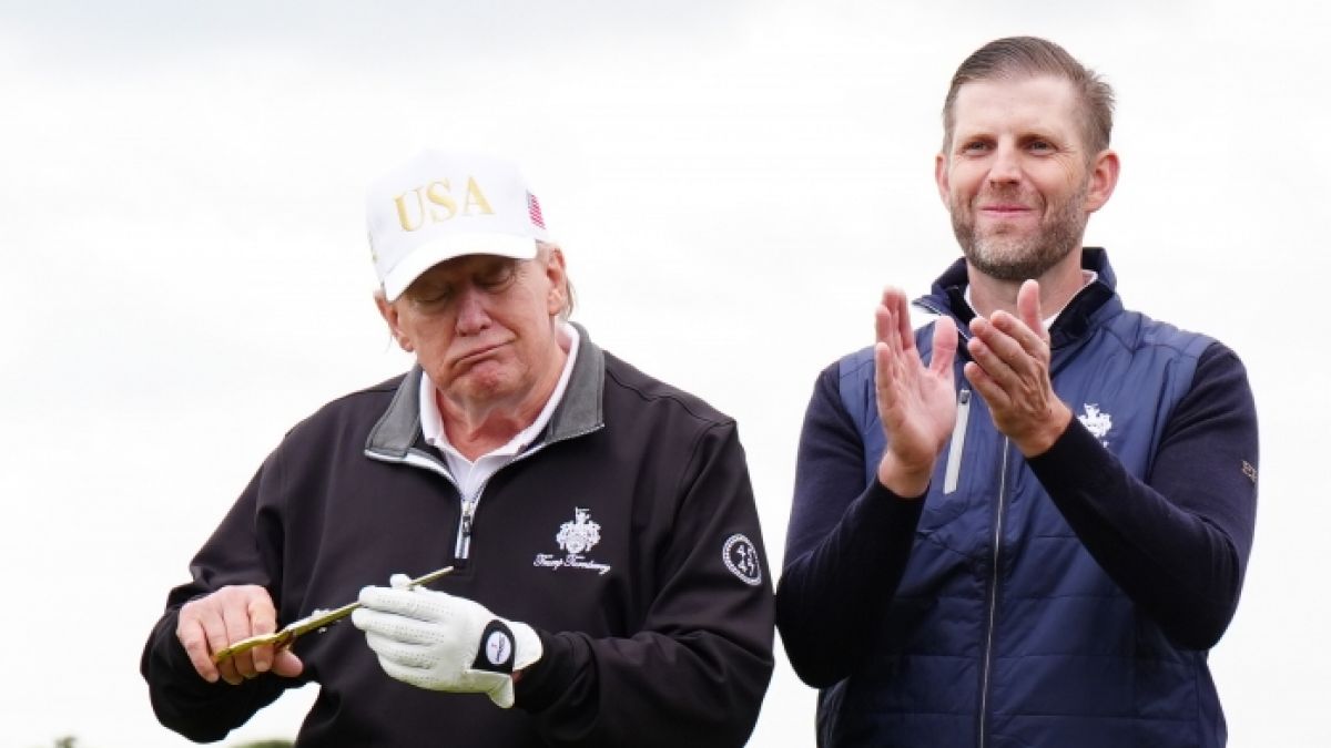 Eric Trump (rechts) könnte als Präsidentschaftsbewerber auf seinen Vater Donald folgen. (Foto)