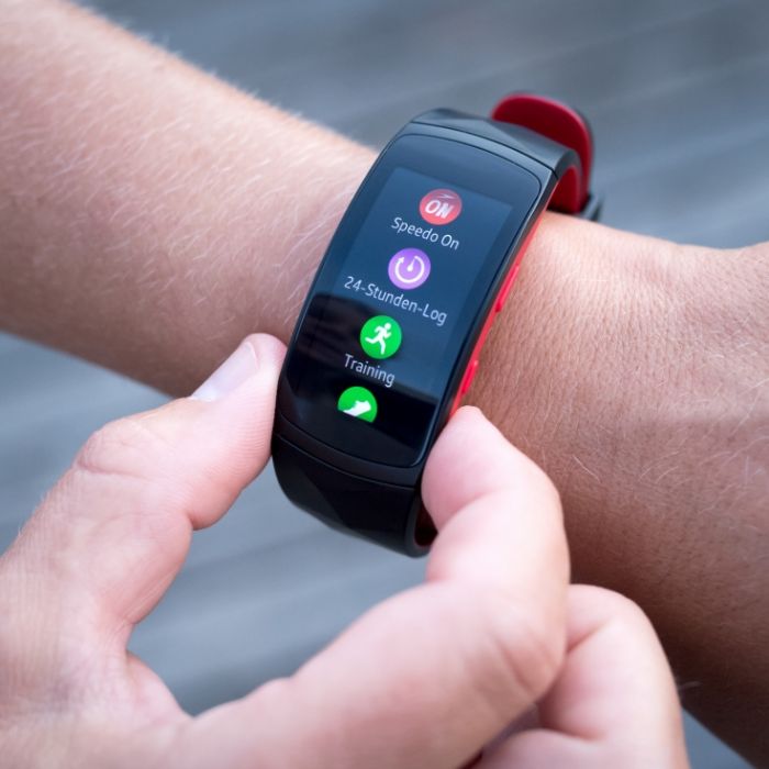 Darum können Fitness-Tracker Ihnen nachts den Schlaf rauben