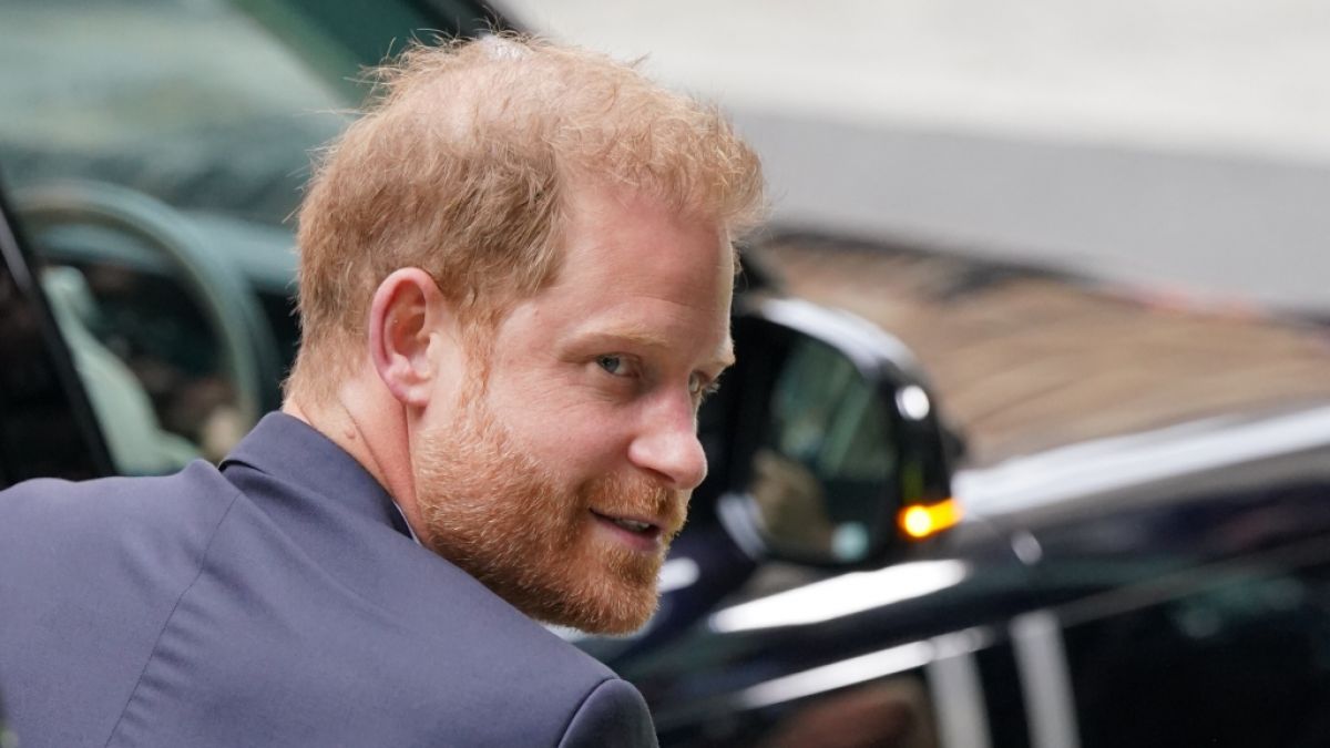 Erstmals traf sich Prinz Harry nach Jahren der Entzweiung gemeinsam mit seinem Vater König Charles in London. Die Zeichen stehen auf Versöhnung. (Foto)