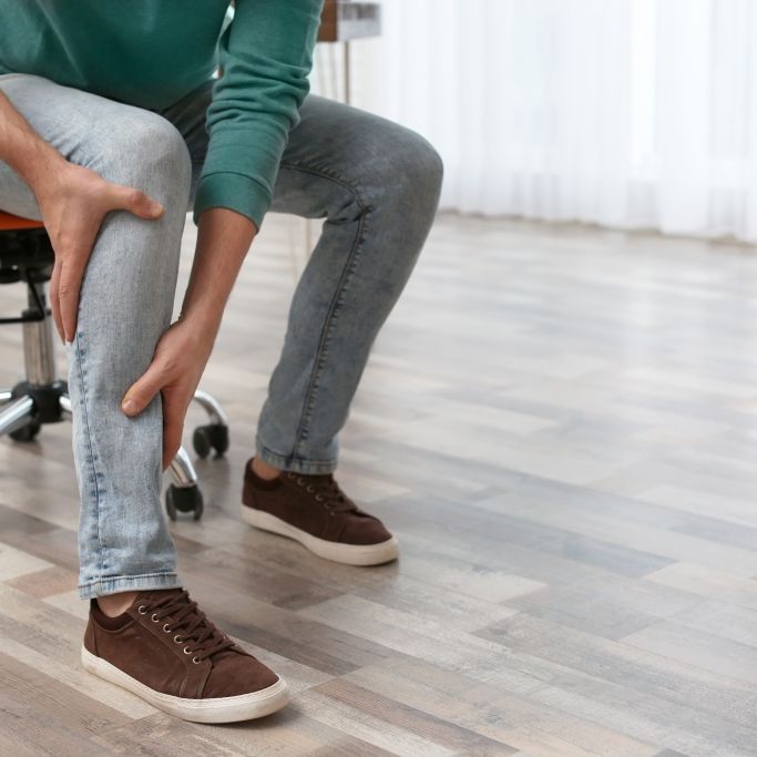 Tödliche Thrombose-Gefahr im Büro durch falsches Sitzen