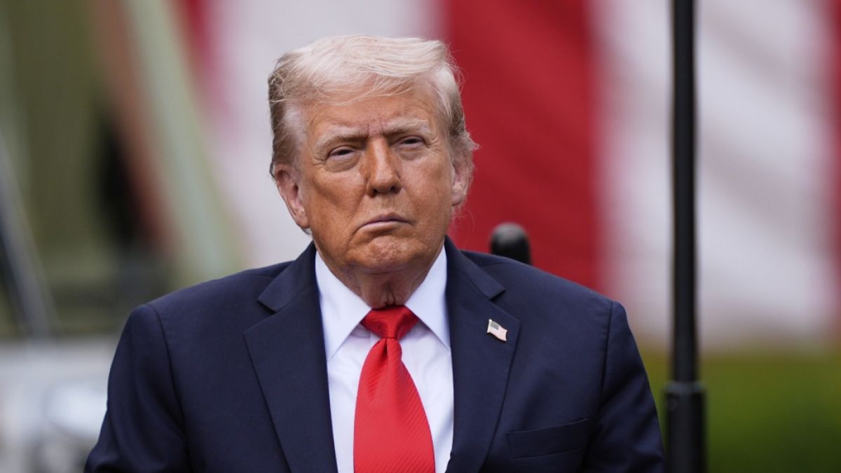 Bei einer Gedenkveranstaltung für die Opfer des Terroranschlags vom 11. September 2001 sorgt Donald Trumps Gesundheit erneut für Spekulationen. (Foto)