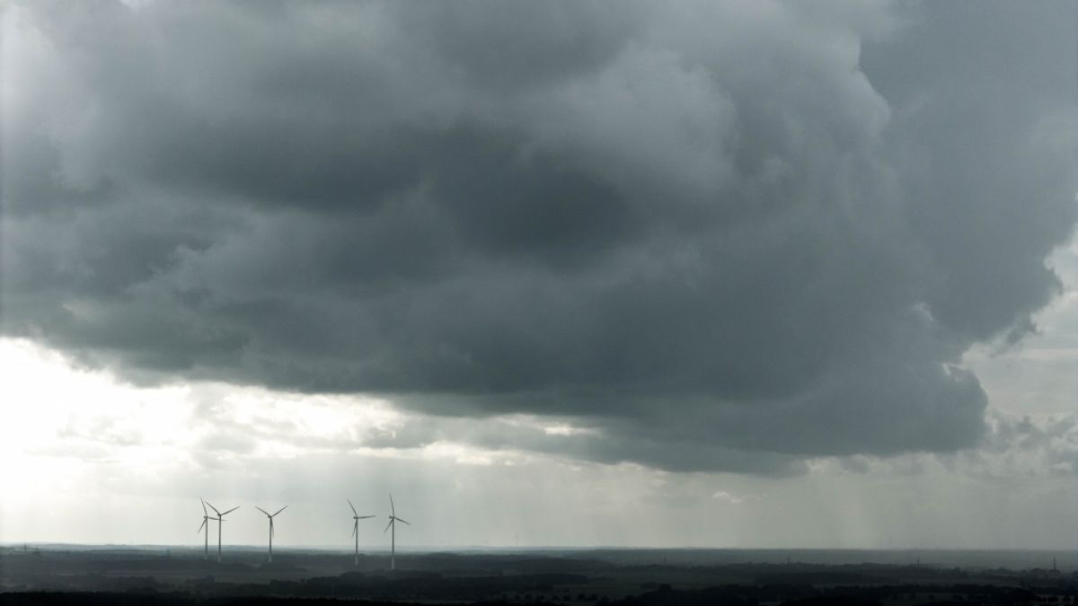 Der DWD hat eine Warnung vor Regen herausgegeben (Symbolbild). (Foto)