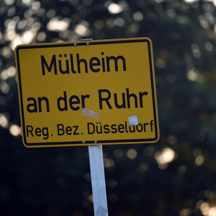 Ortsschild Mühlheim an der Ruhr