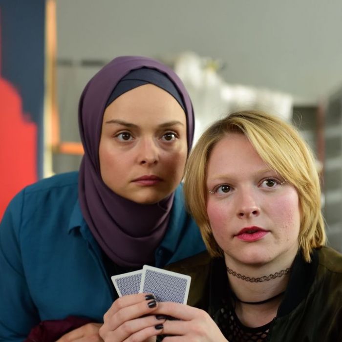 Wiederholung von Folge 1, Staffel 1 online und im TV