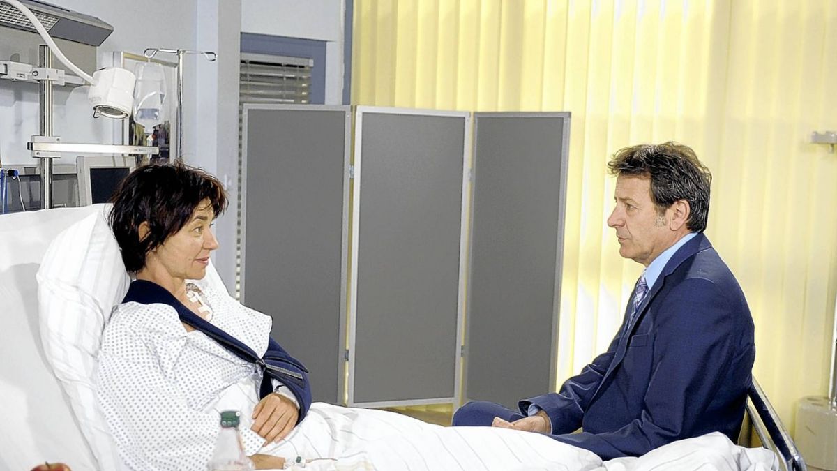 #"Rote Rosen" im Zusammenhang Mitteldeutscher Rundfunk nochmal sehen: Wiederholung von Folge 1535, Staffellauf 9 online und im TV