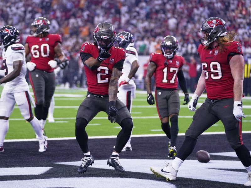 NFL live: Tampa Bay Buccaneers gegen Carolina Panthers im TV