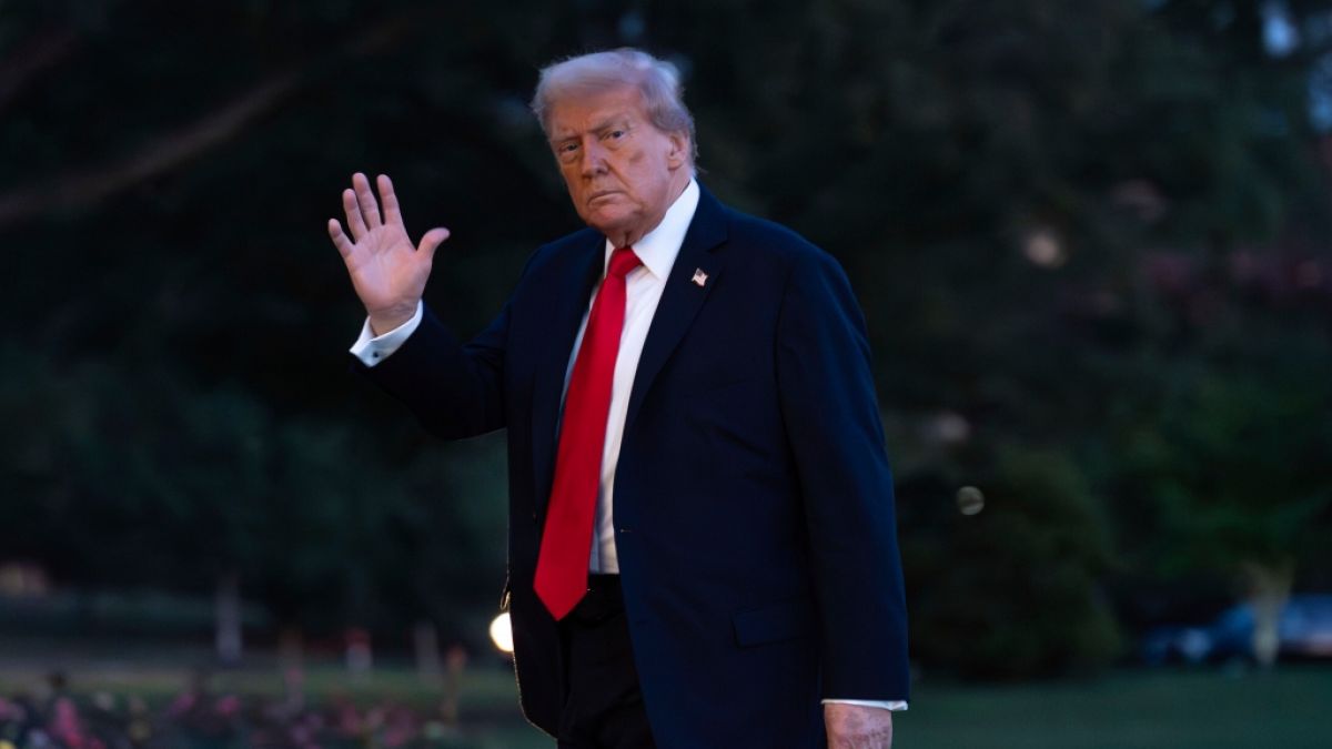 Donald Trump: So reagierte er auf Jeffrey Epsteins Tod. (Foto)