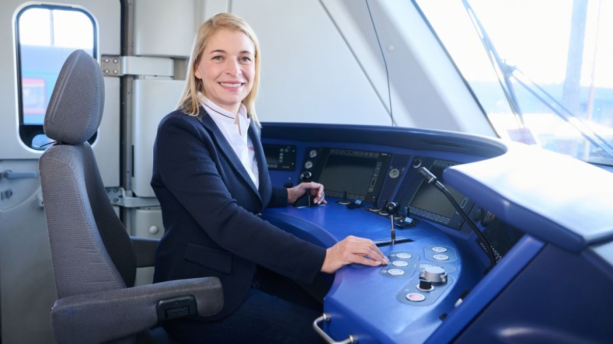 Hier sitzt Evelyn Palla am Hebel. (Foto)