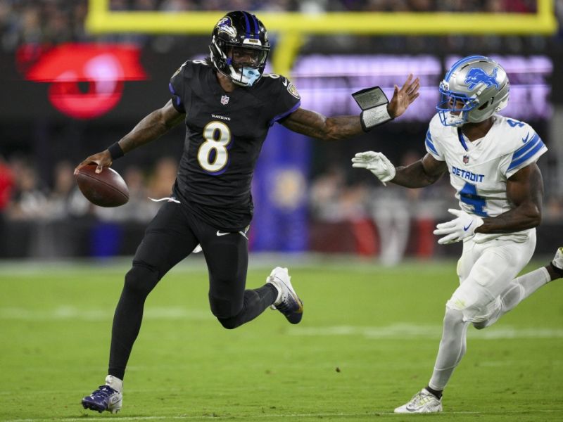 NFL: "Baltimore Ravens' Lamar Jackson verlässt das Spiel gegen die New England Patriots mit Rückenverletzung"