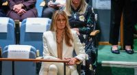 Melania Trump hört zu, als Präsident Donald Trump bei der Generaldebatte der UN-Vollversammlung spricht.