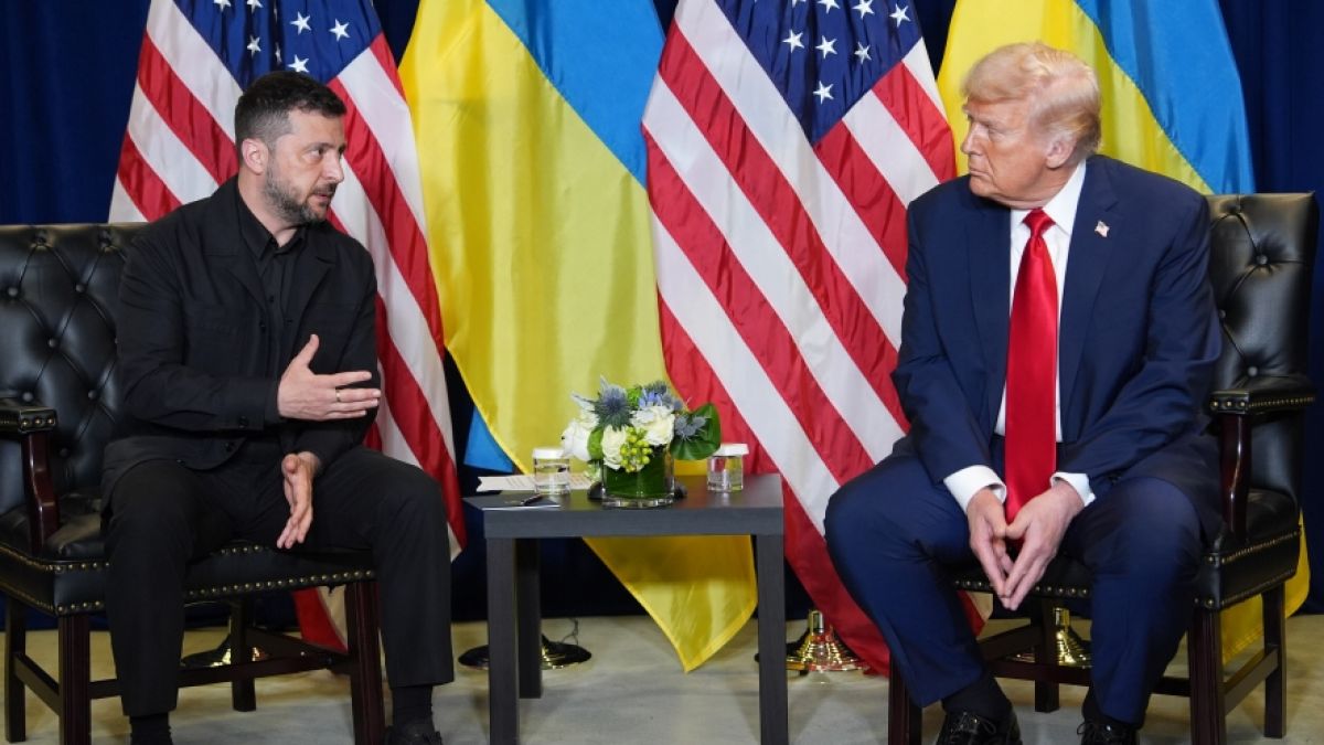 Donald Trump (rechts) hat offenbar eine Ukraine-Wende vollzogen. (Foto)