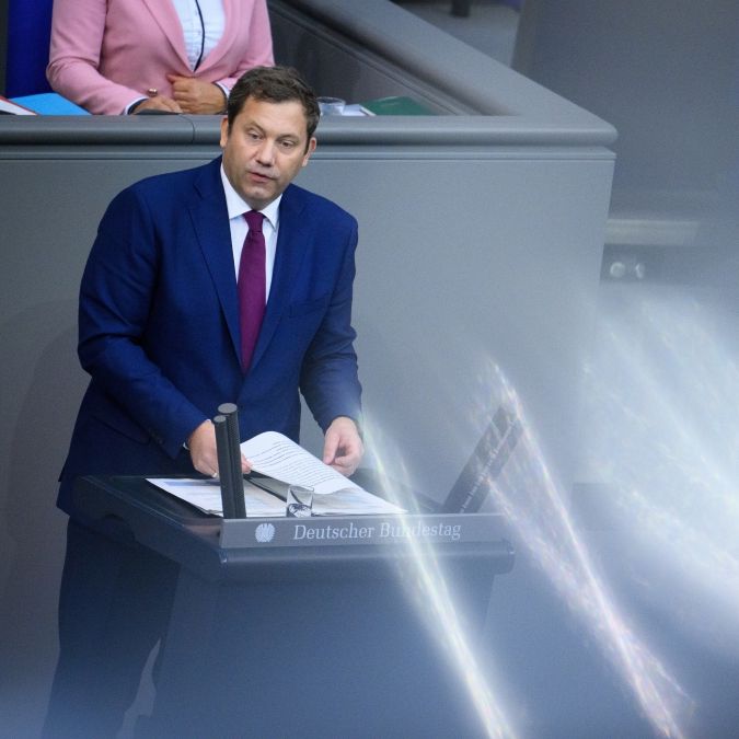 Große Worte, keine Taten - Vizekanzler verspricht Reformen und liefert nichts