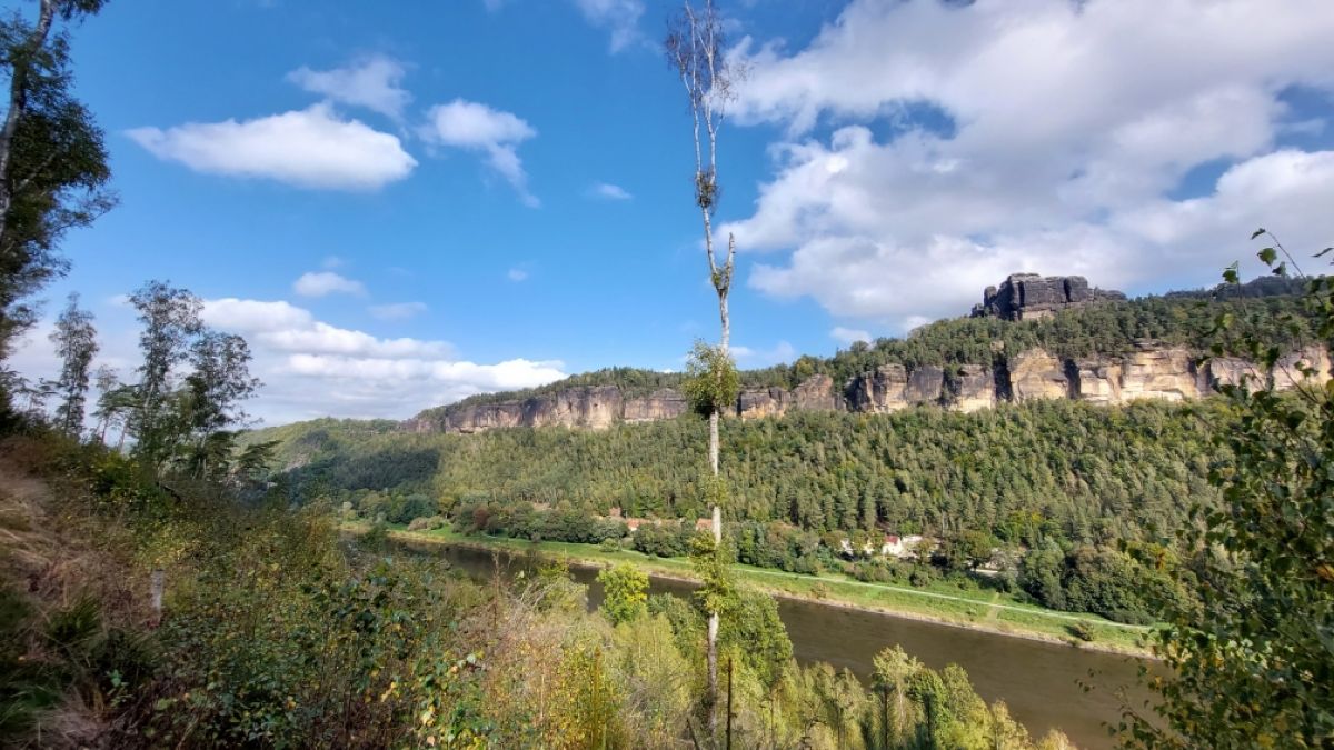 Der Caspar-David-Friedrich-Weg in der Sächsischen Schweiz bietet spektakuläre Panorama-Ausblicke. (Foto)