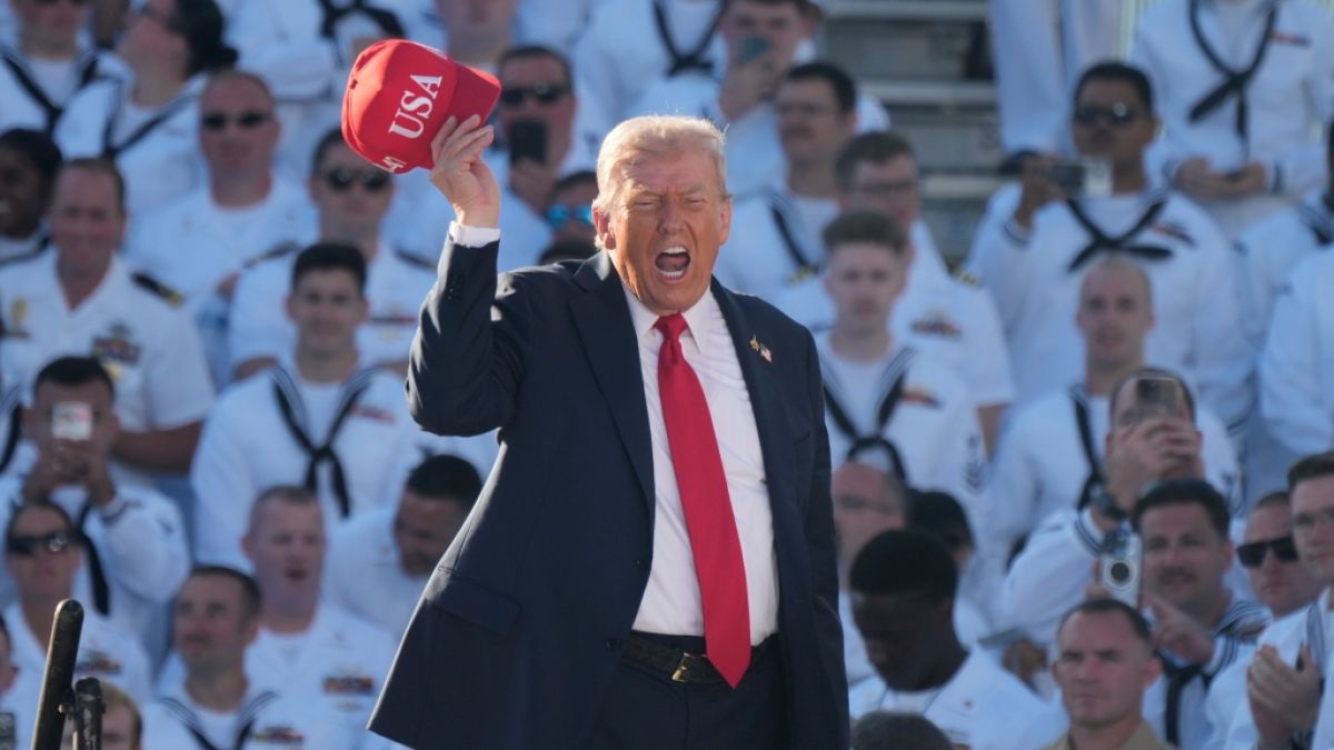 Zu seinem 80. Geburtstag im Juni 2026 macht sich Donald Trump selbst ein exzentrisches Geschenk. (Foto)