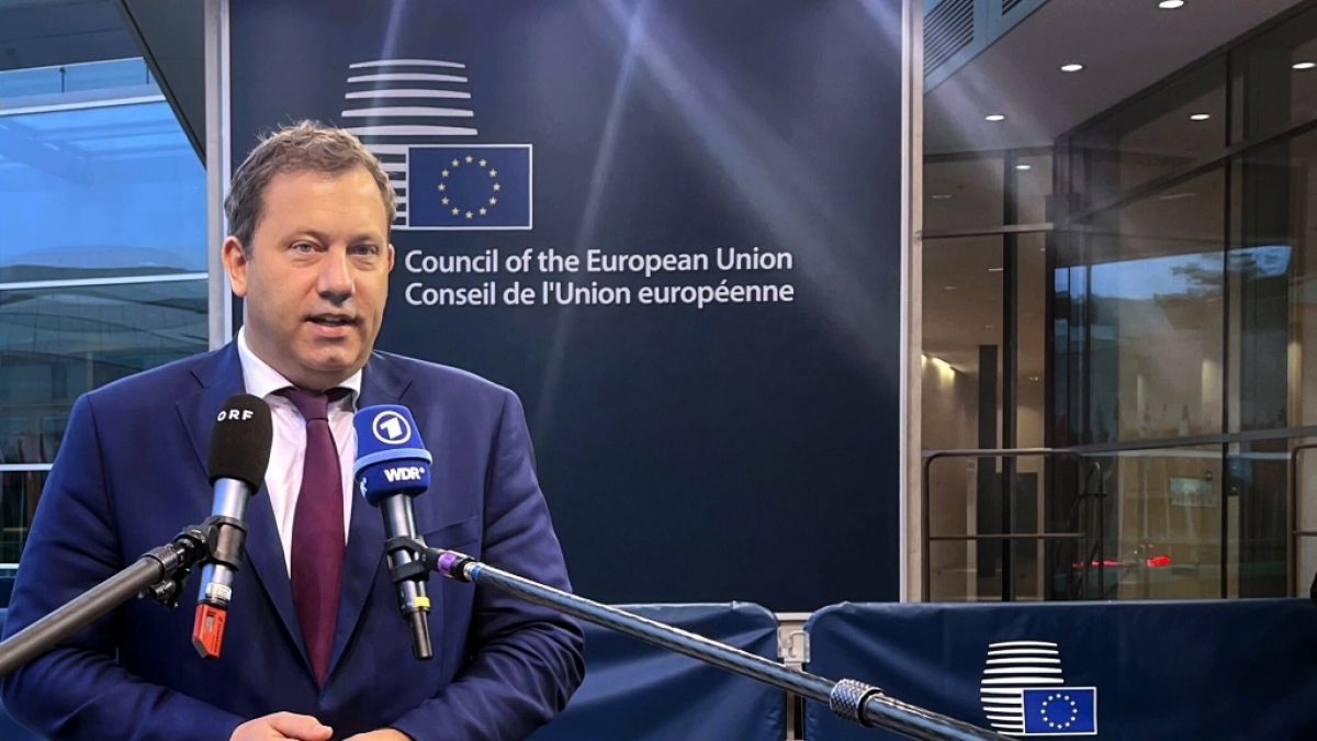 Lars Klingbeil: Lobende Worte für US-Präsident Donald Trump. (Foto)