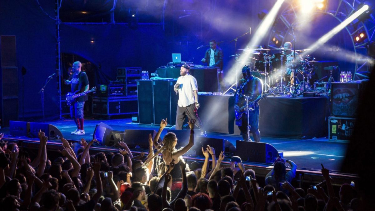 Die US-Band Limp Bizkit trauert um ihren Bassisten Sam Rivers. (Foto)