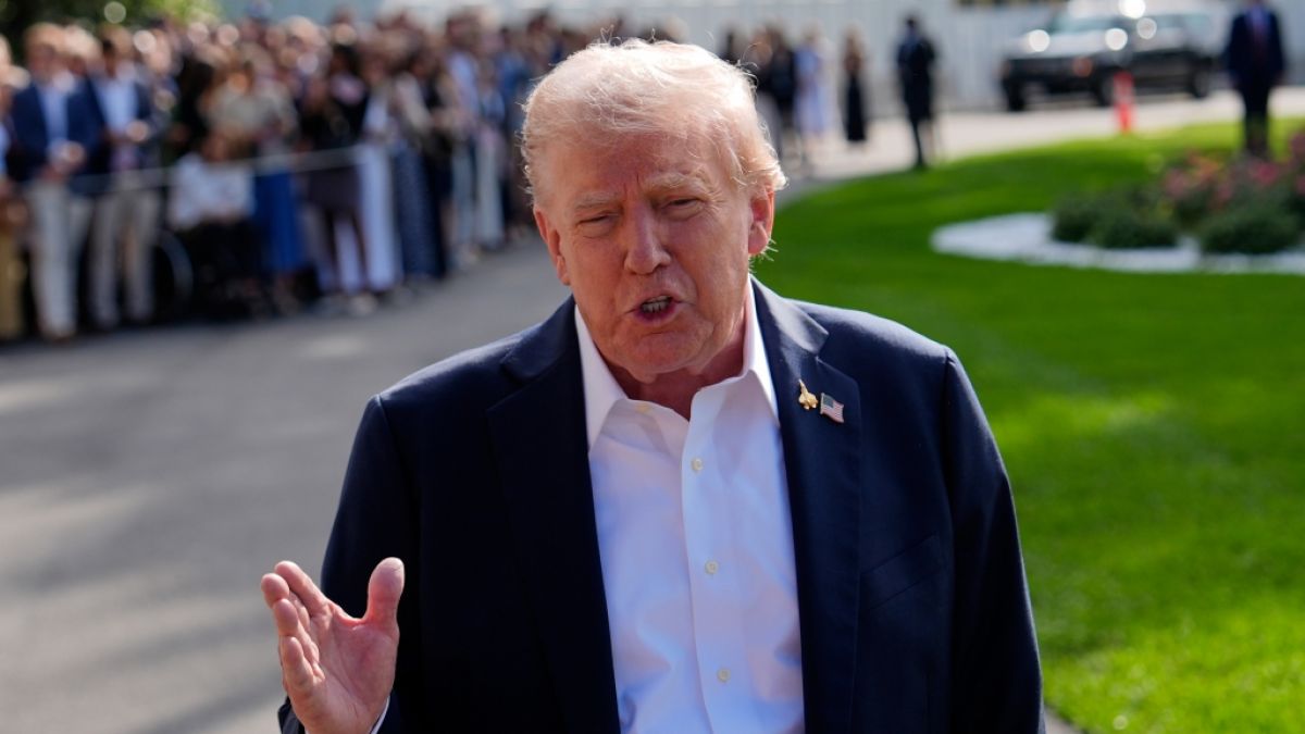 Wurde hier abermals ein Anschlag auf den US-Präsidenten vereitelt? Das FBI hat eine rätselhafte Vorrichtung in der Nähe der Air Force One ausfindig gemacht. (Foto)