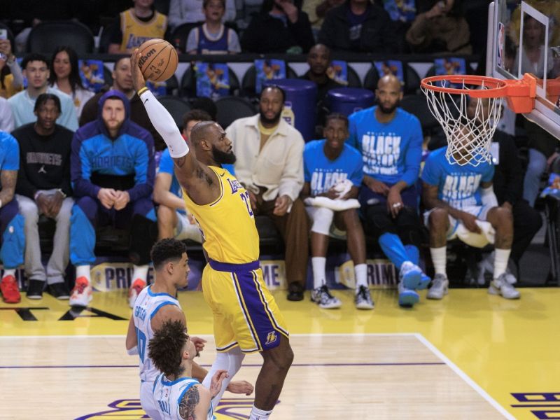 NBA Liveticker: Los Angeles Lakers vs. Charlotte Hornets Scores auf einen Blick