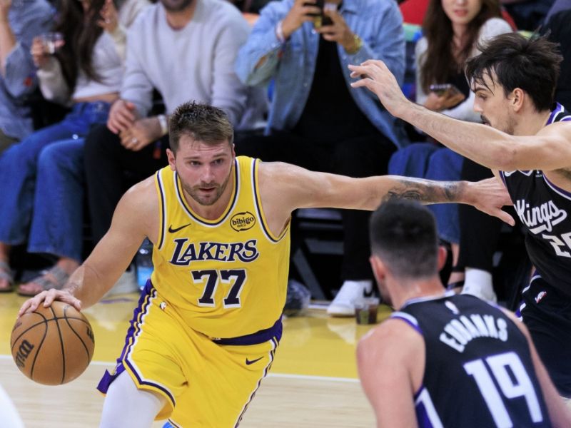 NBA 2025/26: Los Angeles Lakers vs. Charlotte Hornets im Livestream
