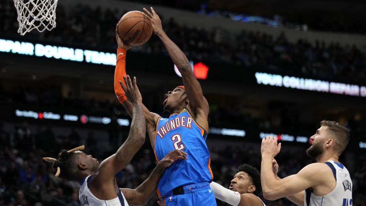 Gilgeous-Alexander von den Oklahoma City Thunder versucht einen Wurf auf den Korb, am 12.12.2022. (Symbolbild) (Foto)