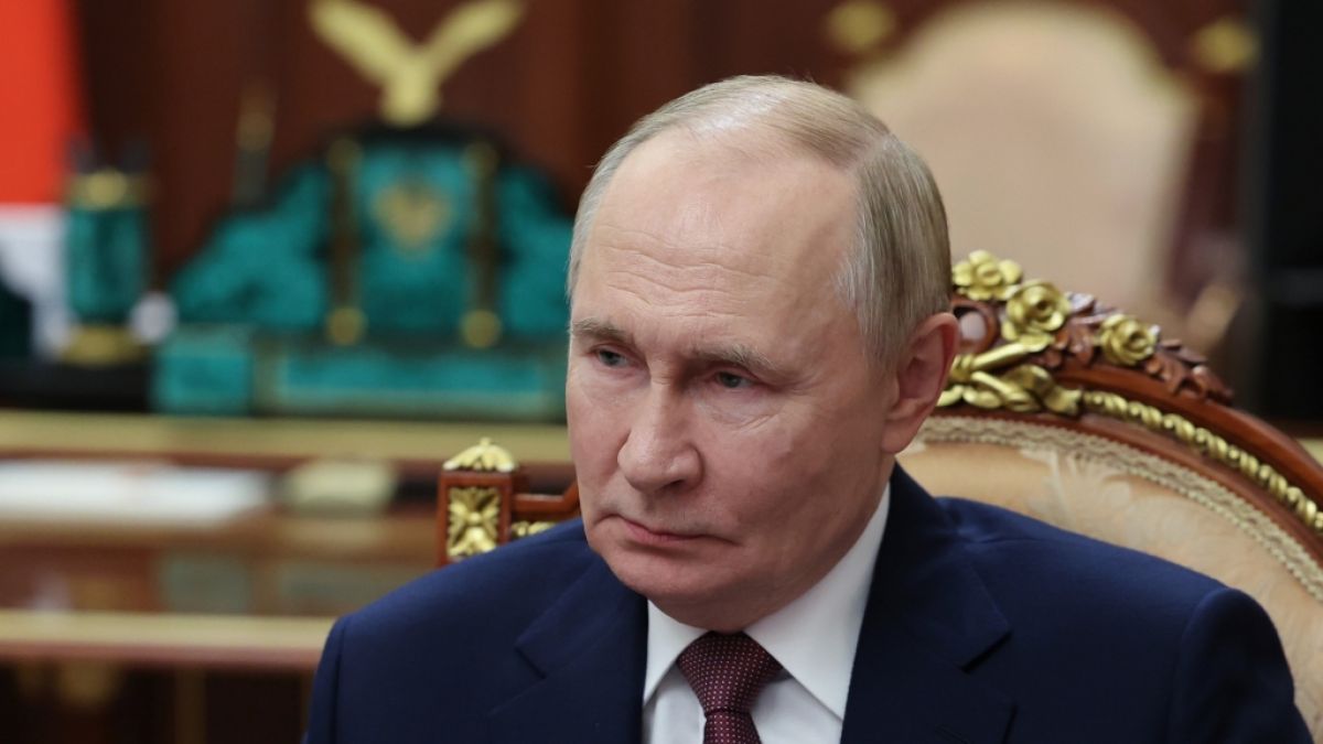 Dezimieren sich Wladimir Putins Soldaten in der Ukraine durch peinliche Manöver selbst? (Foto)