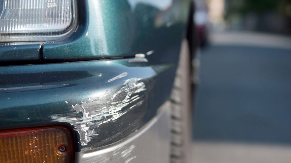 Die herbstliche Wechselsaison steht kurz bevor - das bietet Autofahrern Möglichkeiten zum Sparen. (Foto)