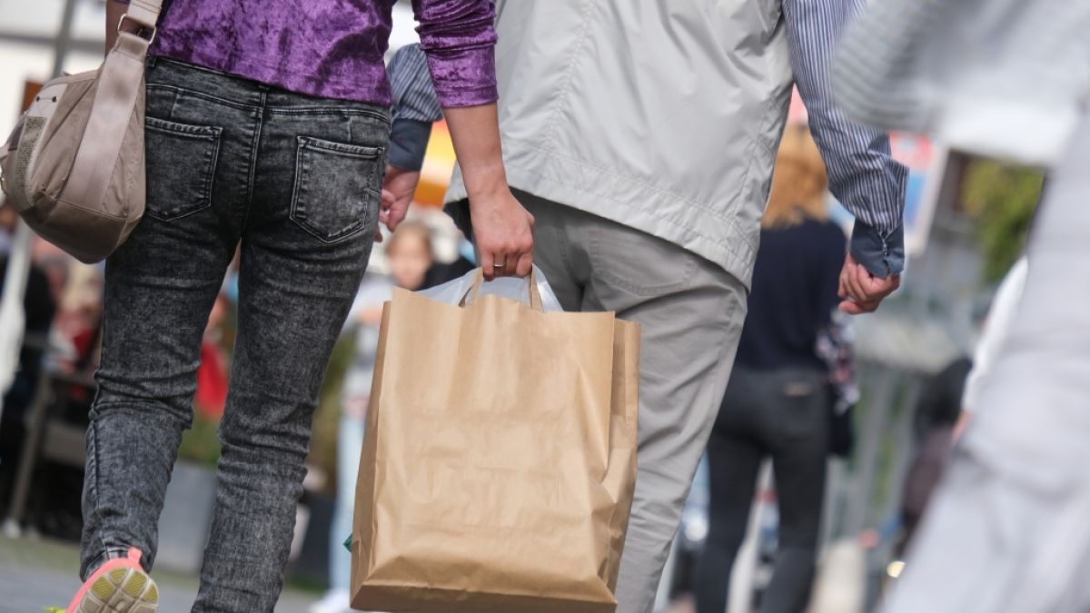 Wer an Halloween 2025 einen ausgiebigen Einkaufsbummel unternehmen möchte, findet beim verkaufsoffenen Feiertag am 31.10.2025 sowie zu Allerheiligen am 01.11.2025 reichlich Gelegenheit zum Shoppen. (Foto)