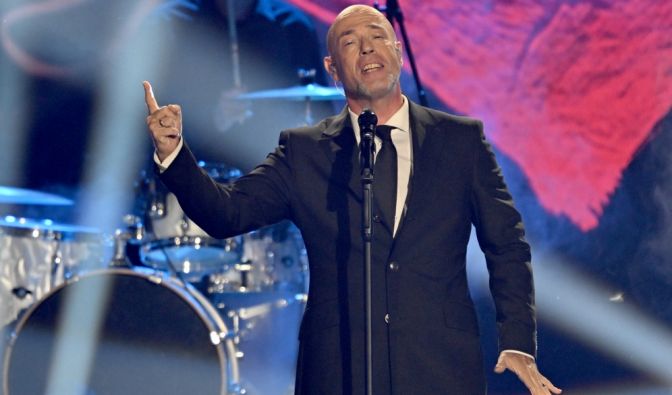 Der Graf tritt mit seiner Band Unheilig bei der Verleihung des Medienpreises Goldene Henne auf.