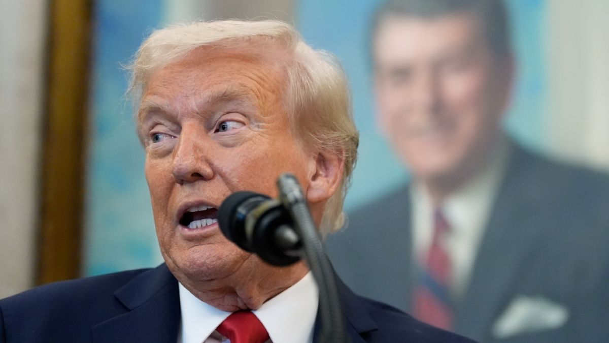 Der US-Verfassung zufolge ist f&uuml;r Donald Trump im Wei&szlig;en Haus sp&auml;testens nach Vollendung seiner zweiten Amtszeit Schluss - dabei w&uuml;rde "The Don" nur zu gern eine dritte Amtszeit draufsatteln. (Foto)