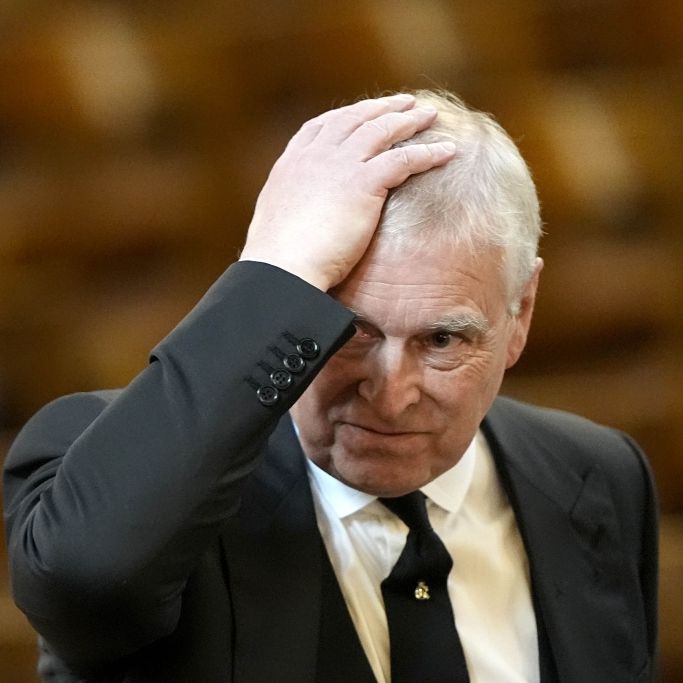 Gefallenem Ex-Prinzen winkt luxuriöses Exil bei Scheich-Kumpel