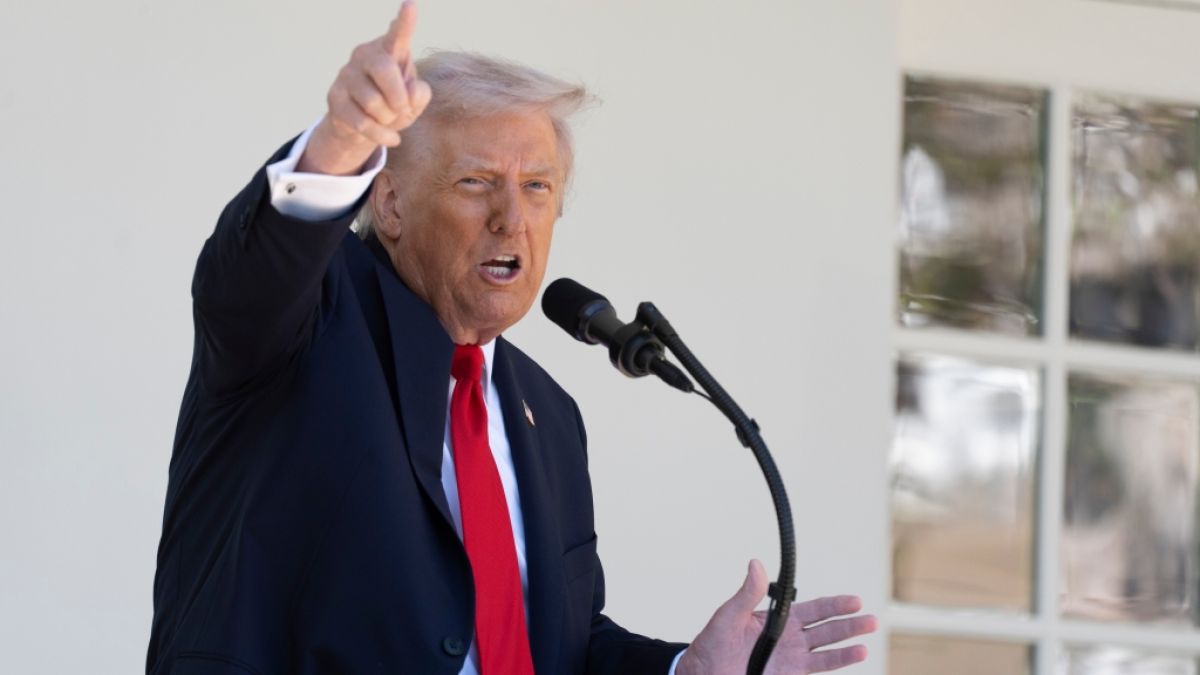 Donald Trump ätzt vor Wahlen am 4. November gegen Demokraten. (Foto)