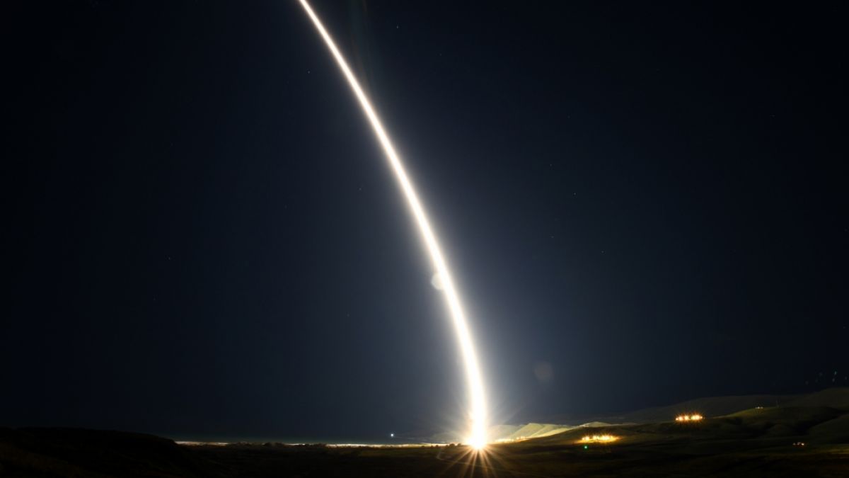 Wie schon 2019 (Foto) haben die USA eine unbewaffnete Interkontinentalrakete "Minuteman III" getestet. (Foto)